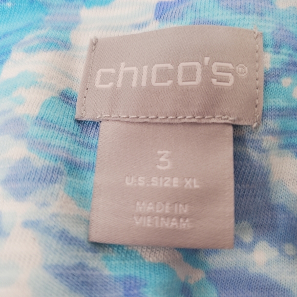 CHICO'S Blue White Print High Low Hem Tunic Tee 3/4 Sleeve V Neck Sz 3 XL - Picture 4 of 6